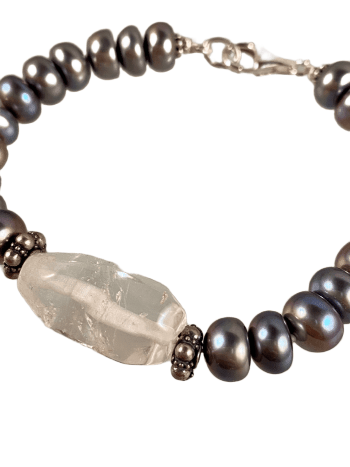 Grey Button Pearl and Quartz Crystal Gemstone Bracelet