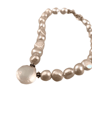 Light Grey Pearl and Quartz Crystal Gemstone Bracelet